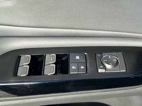 Used 2022 Lexus ES 300h F Sport w/ Accessory Package image 13