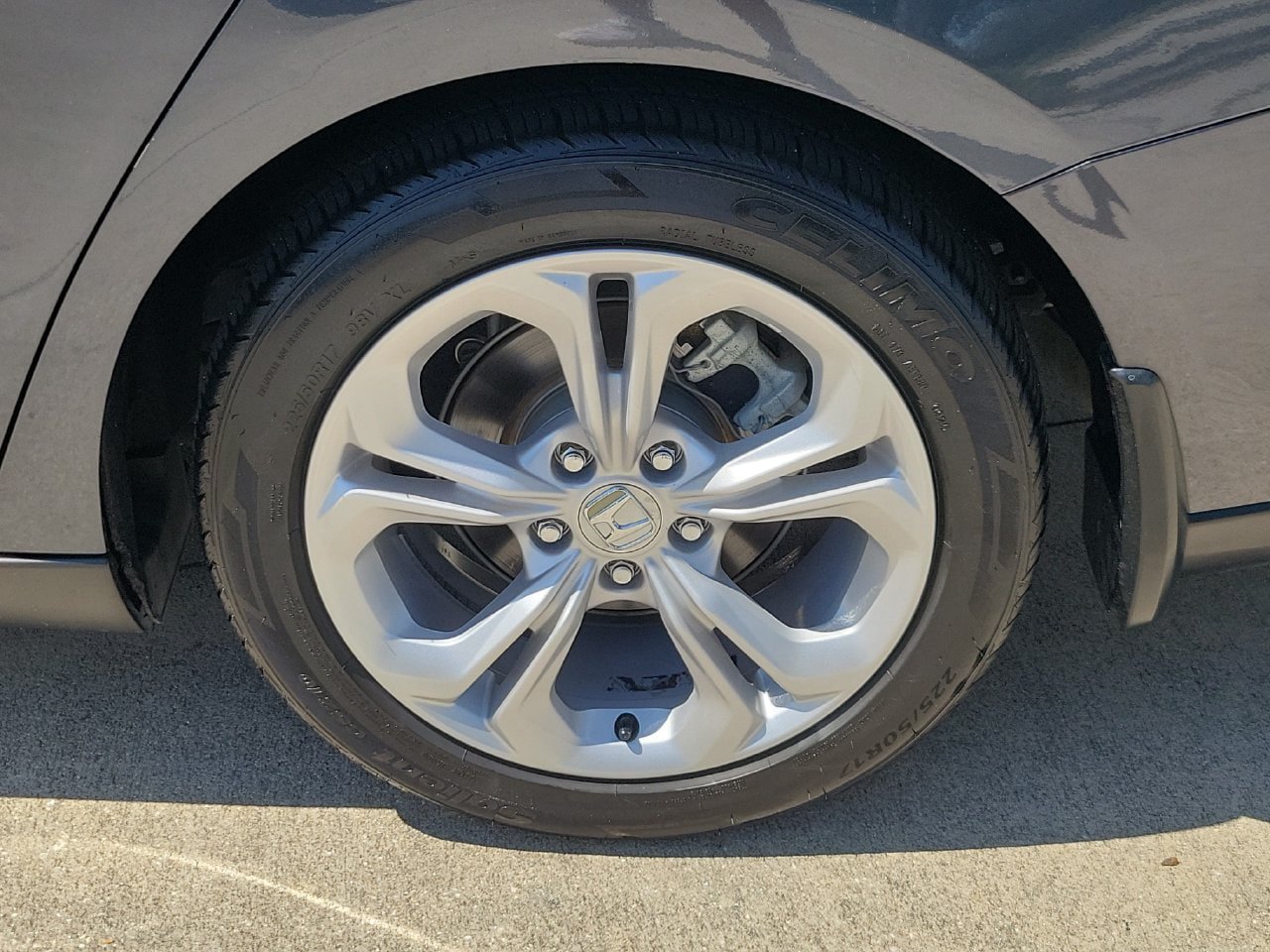 Used 2023 Honda Accord LX image 5