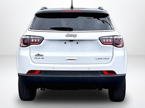 Used 2025 Jeep Compass Limited AWD/4WD image 7
