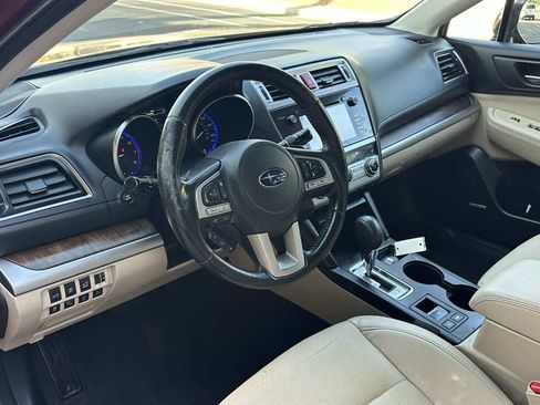 Used 2016 Subaru Outback 2.5i Limited image 11