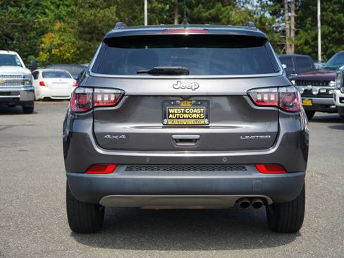 Used 2021 Jeep Compass Limited AWD/4WD image 4