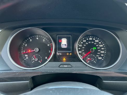 Used 2018 Volkswagen Tiguan SE AWD/4WD image 14