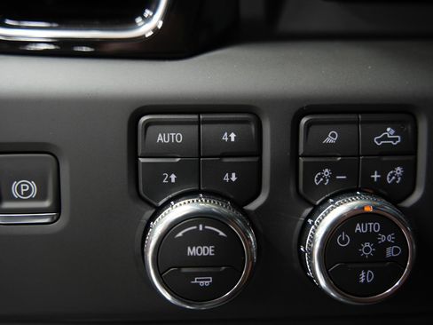 Used 2026 GMC Sierra 1500 Denali Ultimate AWD/4WD image 37