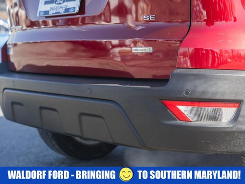 Used 2020 Ford EcoSport SE w/ SE Convenience Package image 9