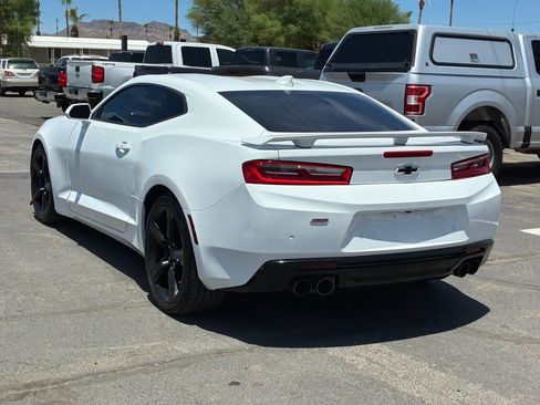 Used 2016 Chevrolet Camaro SS RWD image 5