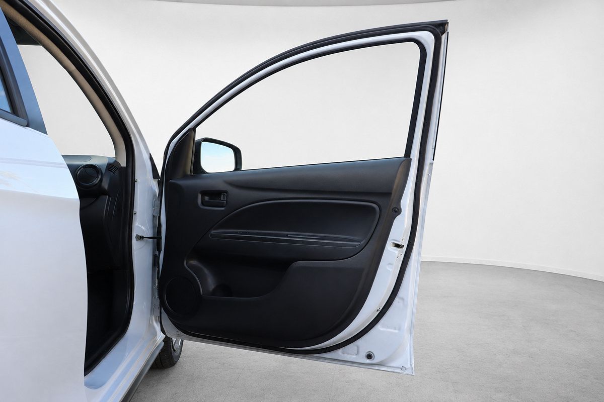 Used 2024 Mitsubishi Mirage ES FWD image 20