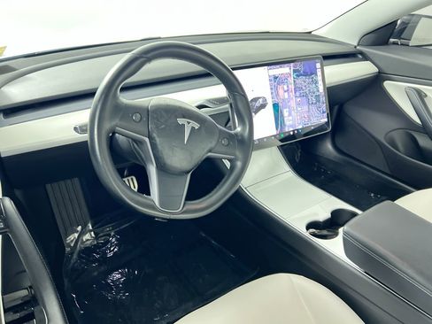Used 2018 Tesla Model 3 Long Range image 26