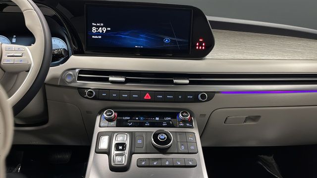 Used 2025 Hyundai Palisade Calligraphy FWD image 13