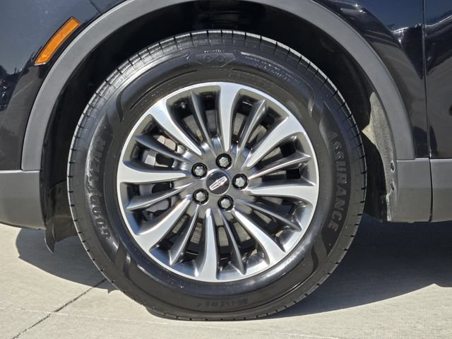 Used 2022 Lincoln Nautilus Reserve FWD image 11