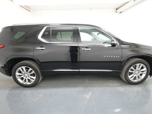Used 2021 Chevrolet Traverse High Country AWD/4WD image 9