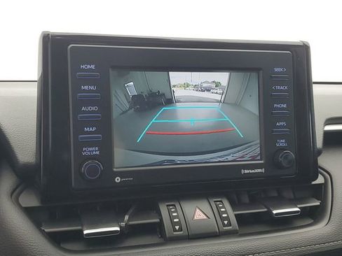 Used 2022 Toyota RAV4 XLE Premium image 30