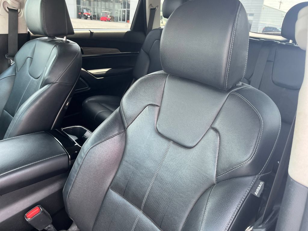 Used 2022 Kia Telluride SX AWD/4WD image 14