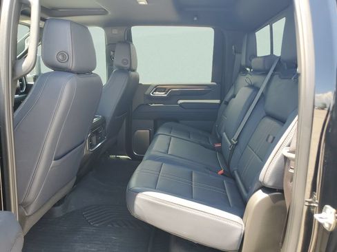 Used 2024 Chevrolet Silverado 2500 High Country w/ High Country Premium Package AWD/4WD image 10