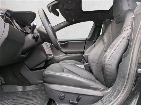 Used 2016 Tesla Model S 75D image 17