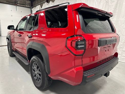 Used 2025 Toyota 4Runner SR5 image 5
