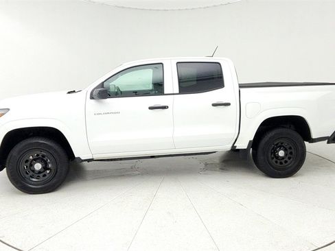 Certified 2024 Chevrolet Colorado W/T w/ WT Convenience Package II image 2