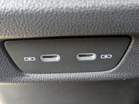 New 2026 Volkswagen Tiguan SE R-Line FWD image 15