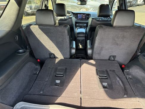 Used 2024 Dodge Durango SRT image 10