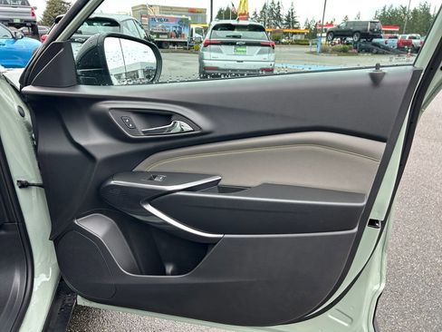 New 2026 Chevrolet Trax ACTIV w/ Sunroof Package image 25