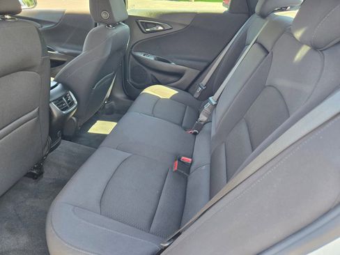 Used 2022 Chevrolet Malibu LT image 14
