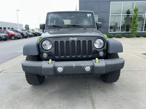 Used 2015 Jeep Wrangler Unlimited Sport w/ Mopar Black Appearance Group AWD/4WD image 3