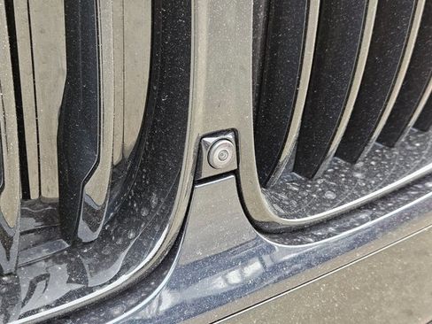 Used 2023 BMW X5 xDrive40i w/ Executive Package image 4