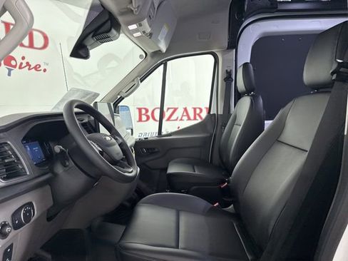 New 2026 Ford Transit 250 148 Medium Roof w/ Load Area Protection Package image 13