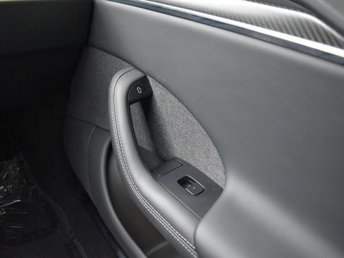 Used 2023 Tesla Model S Plaid image 16