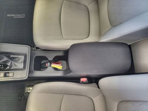 New 2026 Toyota Corolla Cross LE FWD image 21