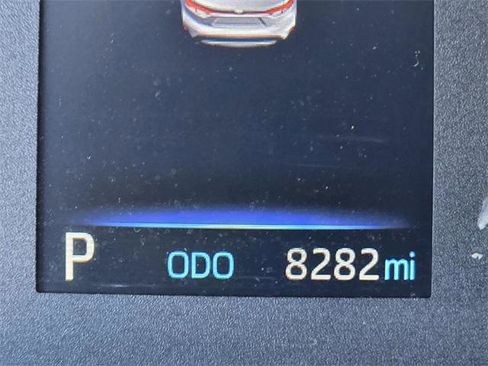 Certified 2025 Toyota Corolla LE image 33