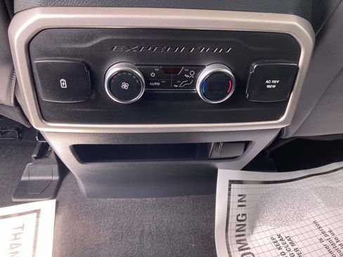 Used 2024 Ford Expedition Max XLT RWD image 19