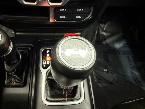 Used 2021 Jeep Wrangler Unlimited Sahara AWD/4WD image 47