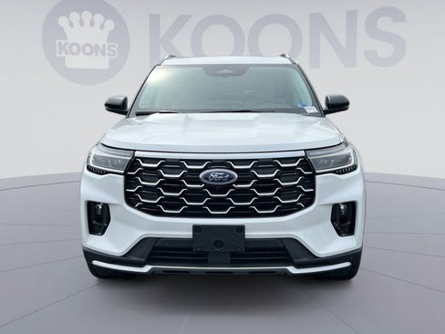 New 2026 Ford Explorer Platinum w/ LUX Leather Package AWD/4WD image 19