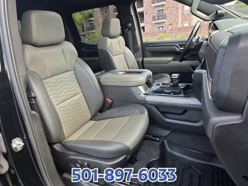 Used 2022 Chevrolet Silverado 1500 ZR2 w/ Technology Package AWD/4WD image 16