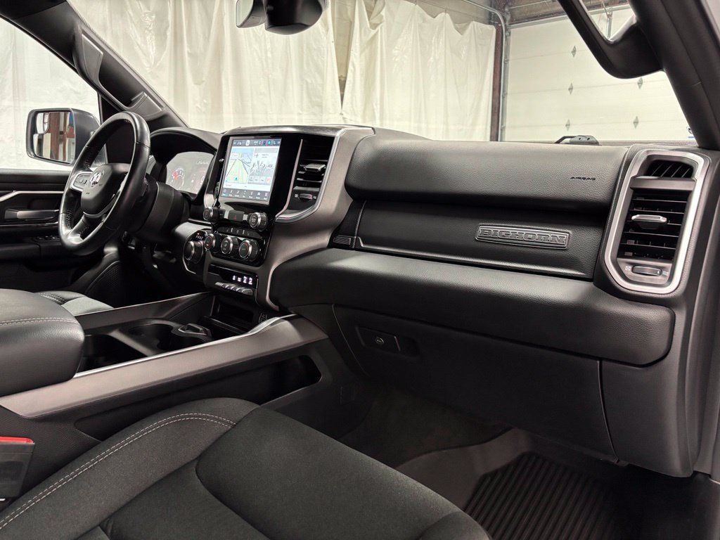 Used 2022 RAM 1500 Big Horn AWD/4WD image 59