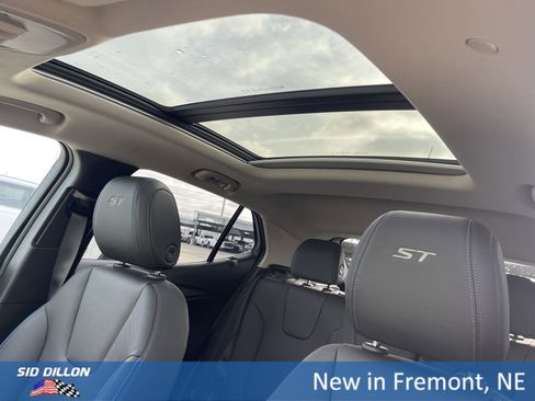 New 2025 Buick Encore GX Sport Touring w/ Experience Buick Package image 6