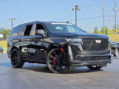 Used 2023 Cadillac Escalade V w/ Heavy-Duty Trailer Package AWD/4WD image 26