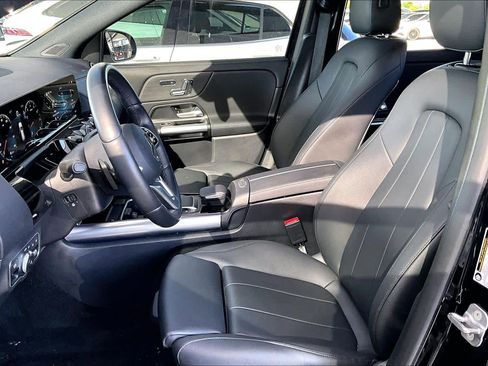 Certified 2023 Mercedes-Benz GLA 250 4MATIC w/ Premium Package image 8