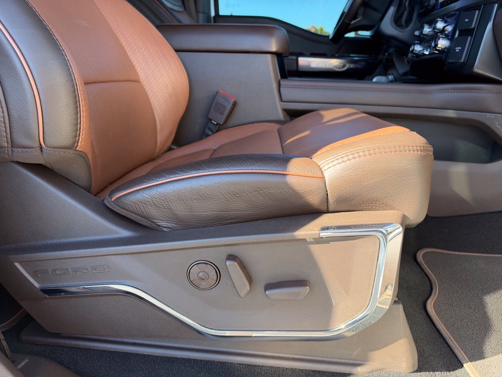 Used 2024 Ford F350 King Ranch AWD/4WD image 17
