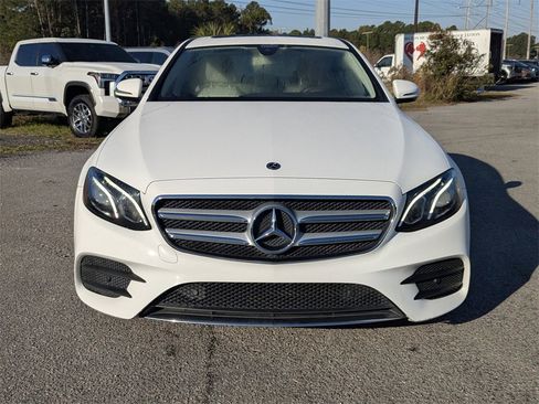 Used 2020 Mercedes-Benz E 350 Sedan image 9