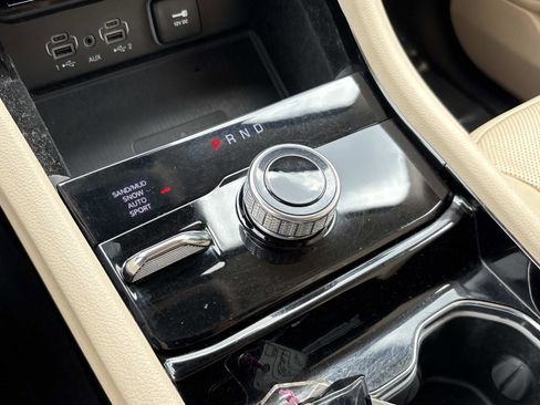 Used 2021 Jeep Grand Cherokee L Limited w/ Luxury Tech Group II image 25