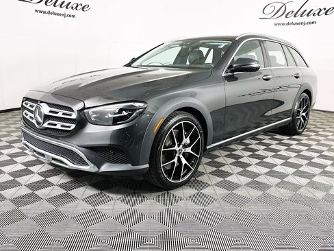 Used 2023 Mercedes-Benz E 450 4MATIC All-Terrain Wagon w/ Premium Package image 3