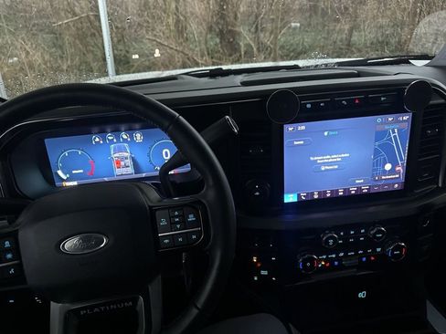 Used 2024 Ford F350 Platinum w/ Snow Plow Prep Package image 7