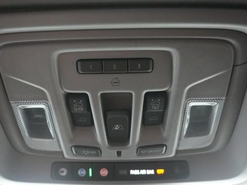 Used 2024 Chevrolet Silverado 1500 LTZ w/ Technology Package AWD/4WD image 18