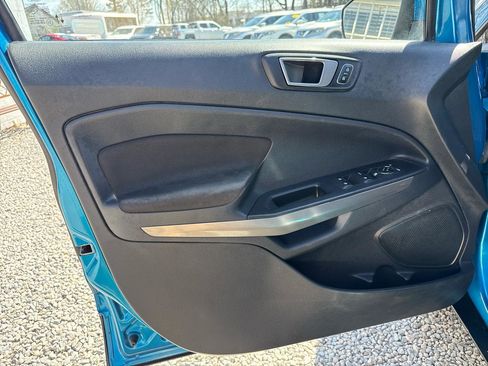 Used 2020 Ford EcoSport SE w/ SE Convenience Package image 15
