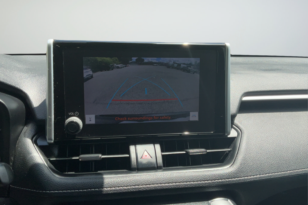 Used 2023 Toyota RAV4 XLE w/ Convenience Package FWD image 16