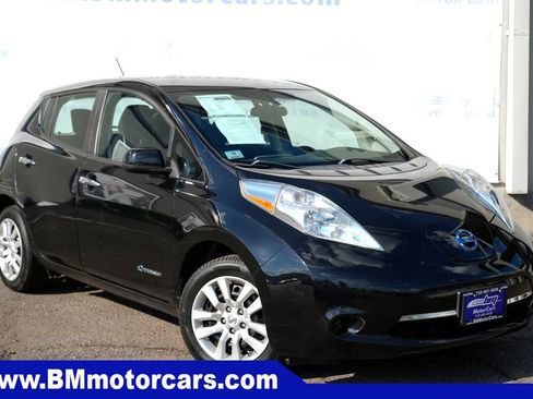 Used 2017 Nissan Leaf S w/ Charge Package FWD image 1