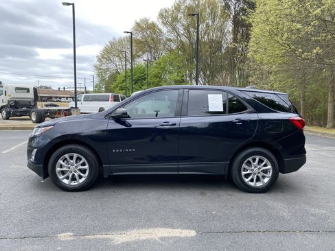 Used 2021 Chevrolet Equinox LS w/ LS Convenience Package FWD image 6