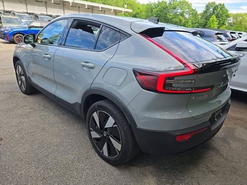 Used 2024 Volvo C40 Recharge Core AWD/4WD image 3