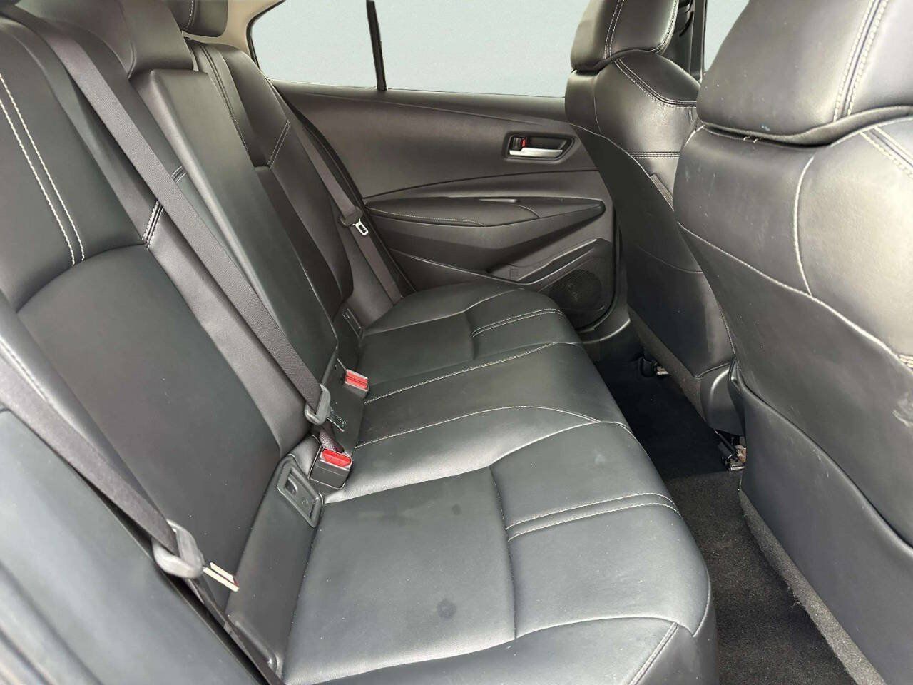 Used 2021 Toyota Corolla XLE FWD image 20